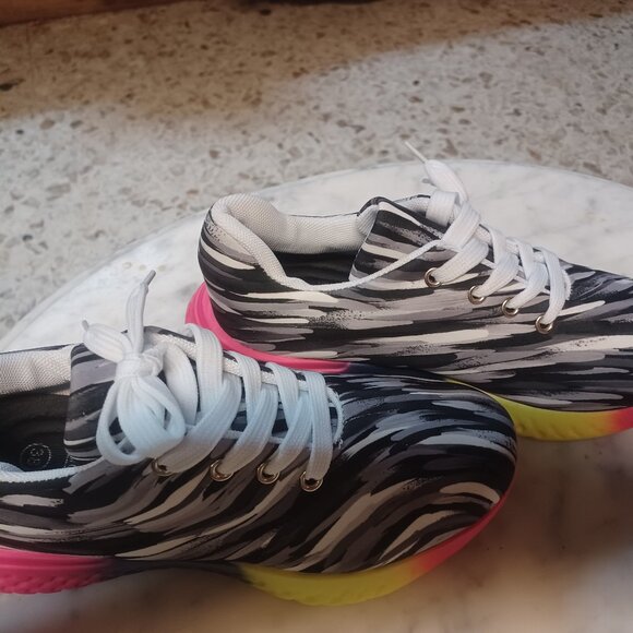 Shoes - Women's Sneakers NWT Lace-Up 7.5 - 8 Zebra & Rainbows